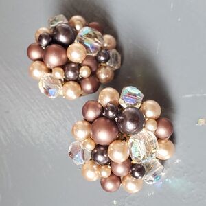 Vintage Clip Earrings Cluster Faceted Beads & Faux Pearl Grannycore Mid Century